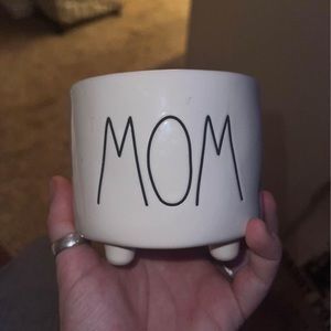 Rae Dunn Mom Planter